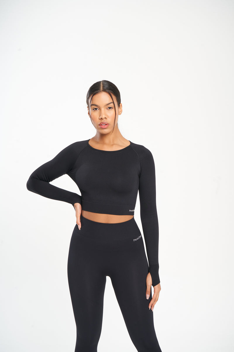 Black Seamless Long Sleeve Crop Top